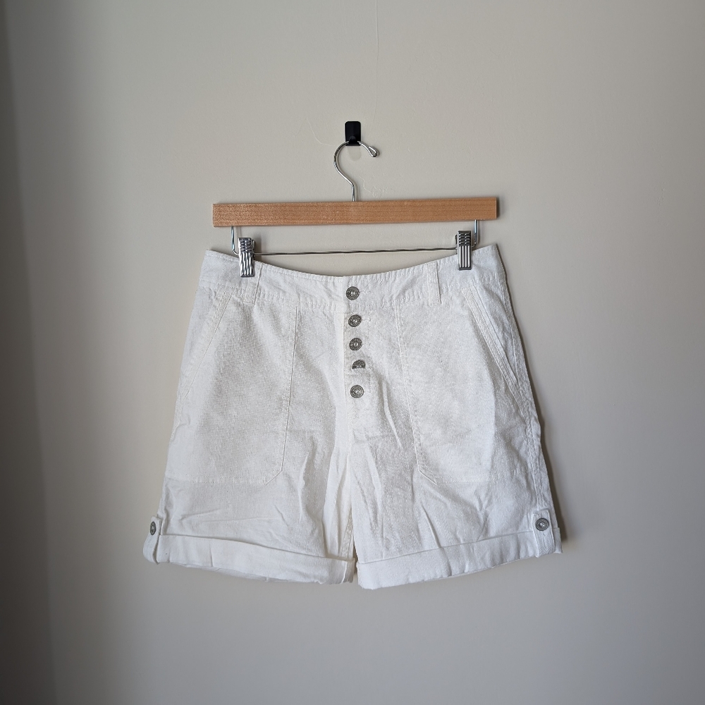 Sundance White Button-Front Shorts